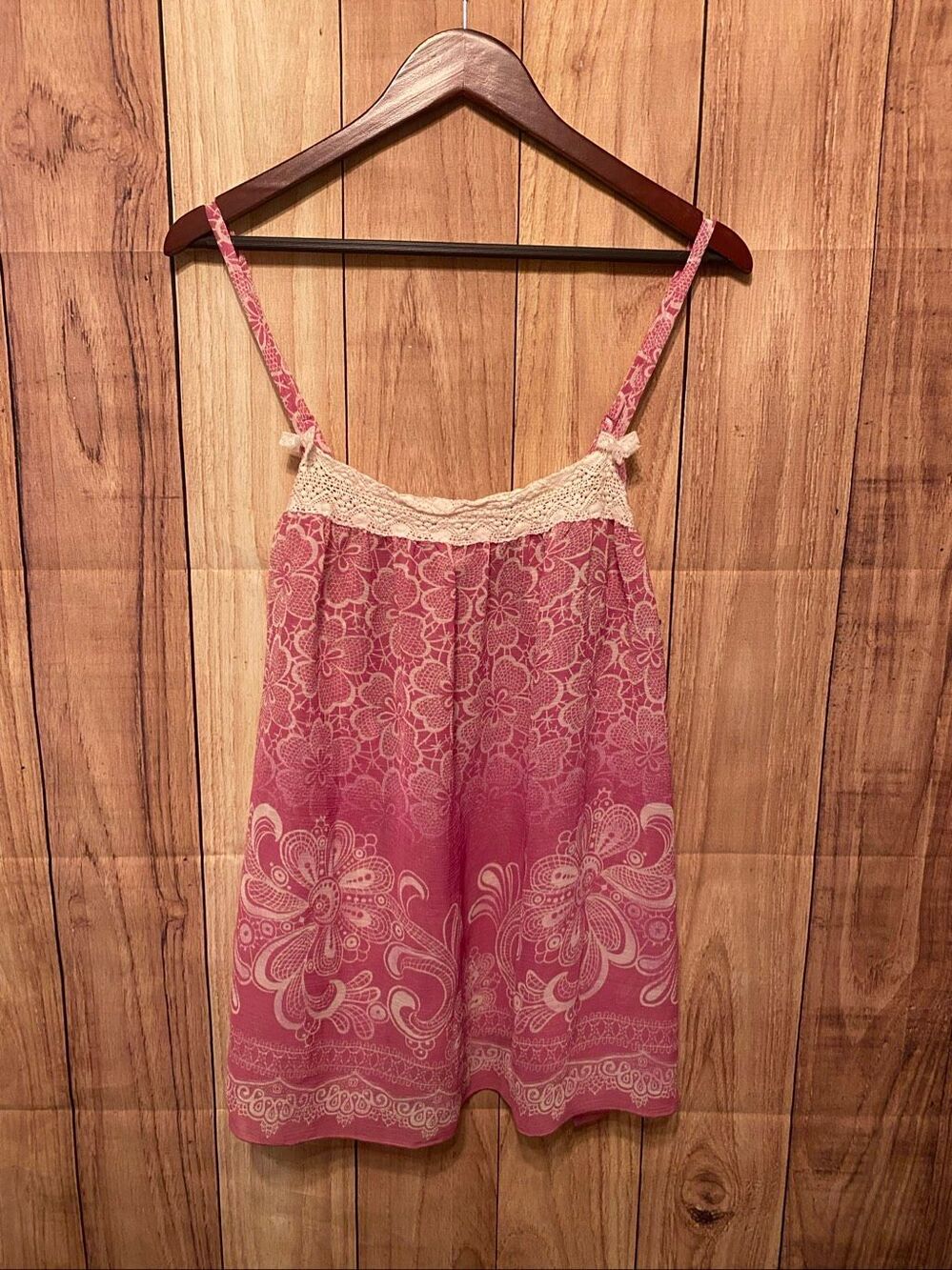 Victoria’s Secret Large pink white floral Y2K tank top bow crochet